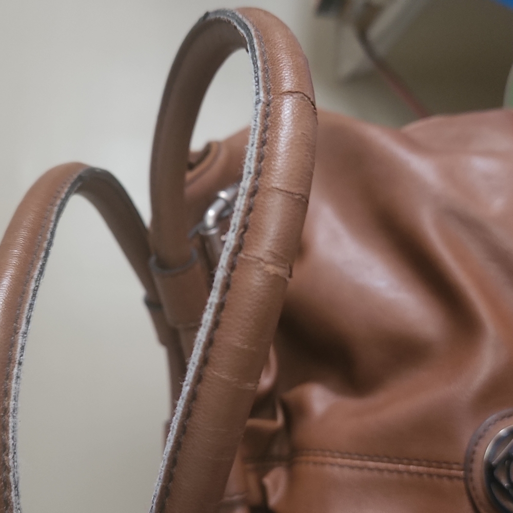 Relic Handbag and Wallet - Picture 2 of 6